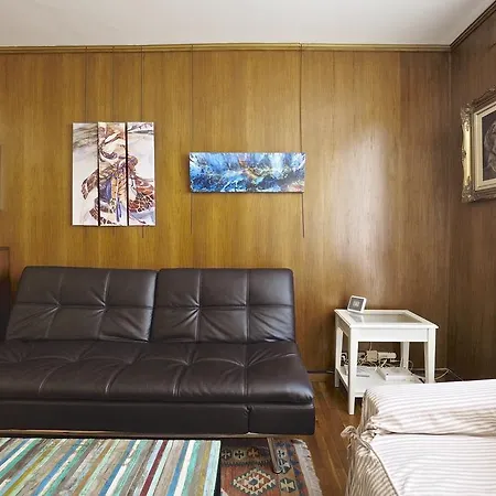 Apartment Gran Via Borrell Flat