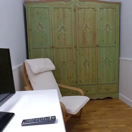 Gran Via Borrell Flat Барселона